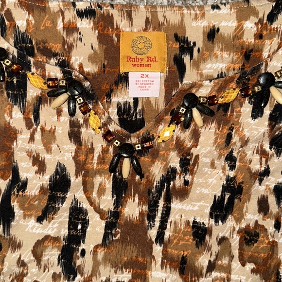 Ruby Rd: Mixed Media Top - Picture 3 of 9